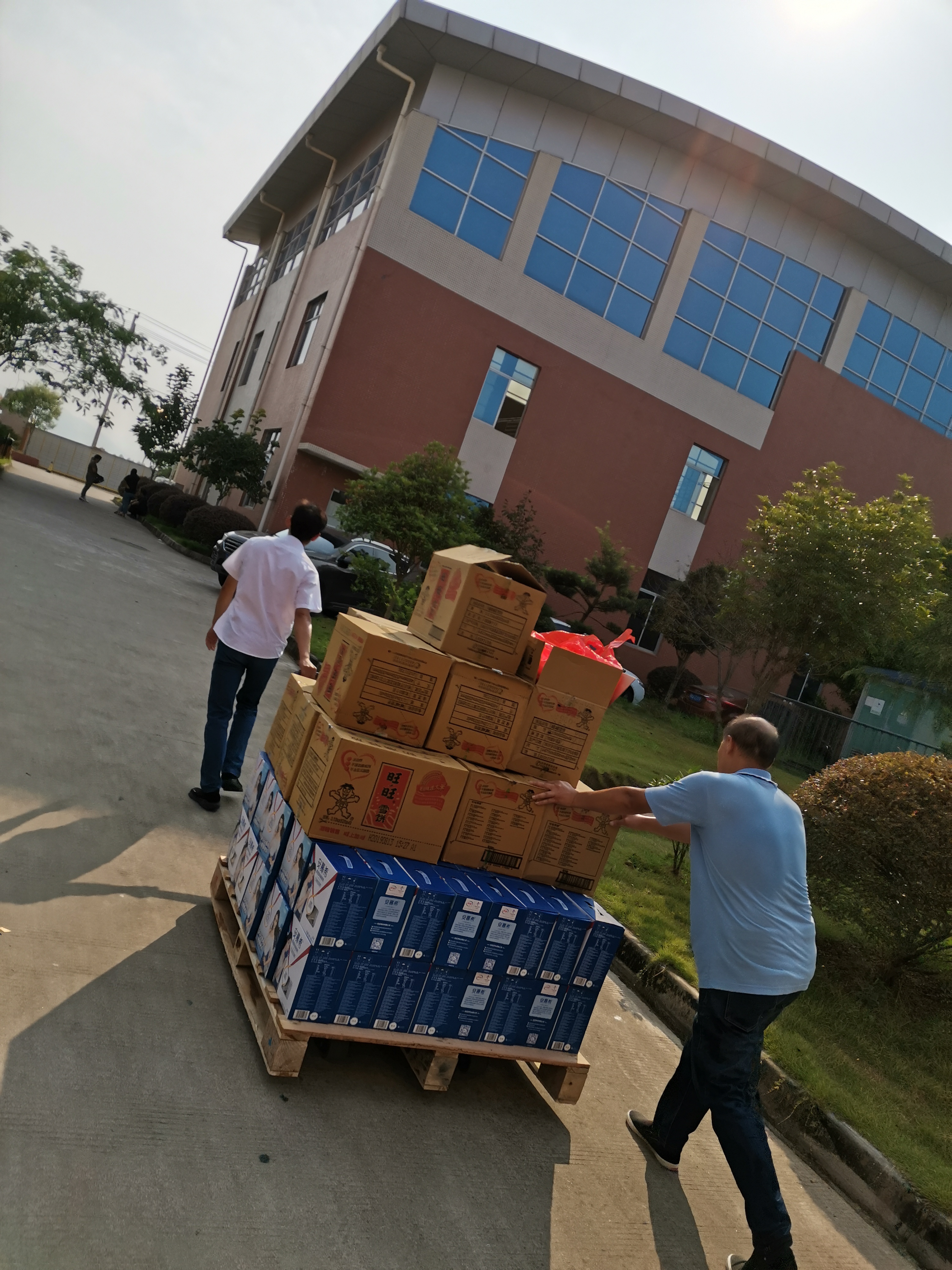 選擇方形冷卻塔填料時應(yīng)考慮哪幾方面,方形冷卻塔安